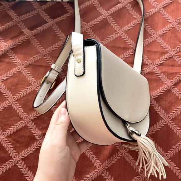 Bag - Picture 2 of 2